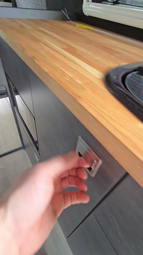 bamboo worktop socket hand