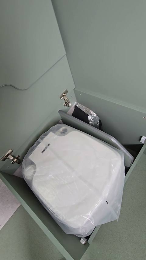 hidden toilet bench seat