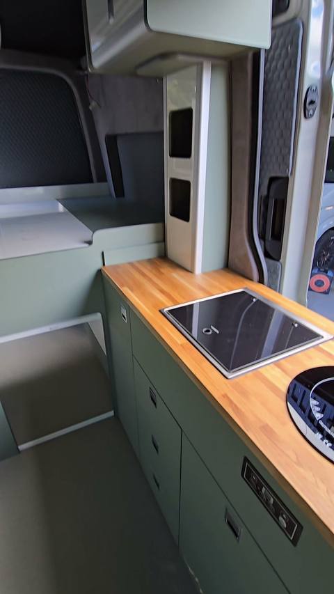 kitchen hob cab view