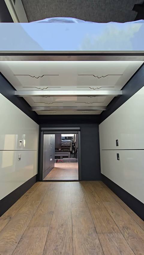 white gloss bed corridor symmetric